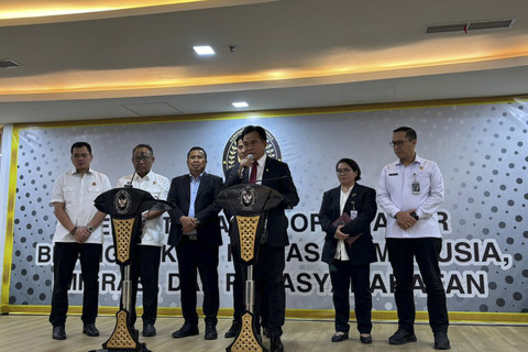 Menteri Koordinator Bidang Hukum, HAM, Imigrasi, dan Pemasyarakatan Yusril Ihza Mahendra di Gedung Kemenko Kumham Imipas, Jakarta pada Selasa (21/10/2025). Foto: Amira Nada Fauziyyah/kumparan