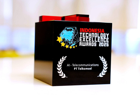 Pencapaian Telkomsel meraih 2 Penghargaan Bergengsi dari Asian Technology Excellence Awards 2025.  Foto: Dok. Telkomsel