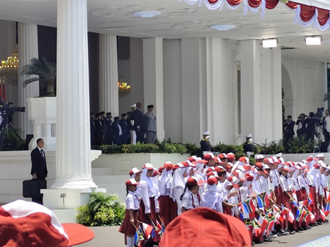 Presiden Prabowo Subianto menyambut kunjungan Presiden Afrika Selatan Cyril Ramaphosa di Istana Merdeka, Jakarta, Selasa (22/10/2025). Foto: Luthfi Humam/kumparan
