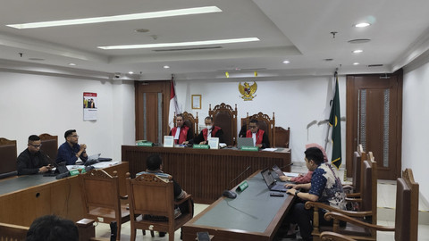 Sidang keberatan terkait penyitaan aset milik artis Sandra Dewi di Pengadilan Tipikor Jakarta, Jumat (24/10/2025). Foto: Jonathan Devin/kumparan