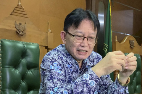 Juru Bicara (jubir) Pengadilan Agama Jakarta Selatan, Drs. Abid, ditemui di kantornya, Kamis (23/10/2025). Foto: Vincentius Mario/kumparan