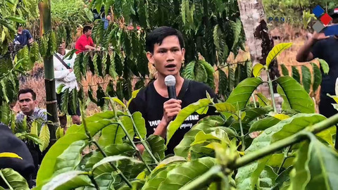 PT Agro Andalan menggelar studi banding budidaya tanaman kopi di Kampung Ansok. Foto: Dok. PT AAN