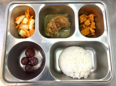 Menu MBG yang diduga sebabkan ratusan siswa di Sleman alami gejala keracunan. Foto: Dok. Istimewa