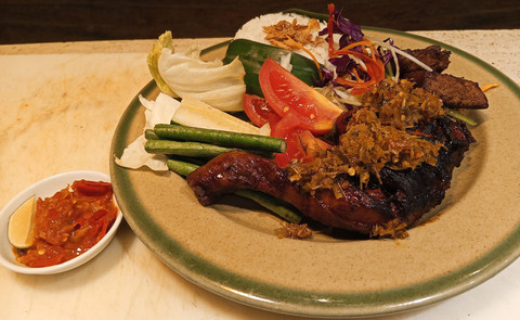 Menu ayam barica. Foto: Masruroh/Basra