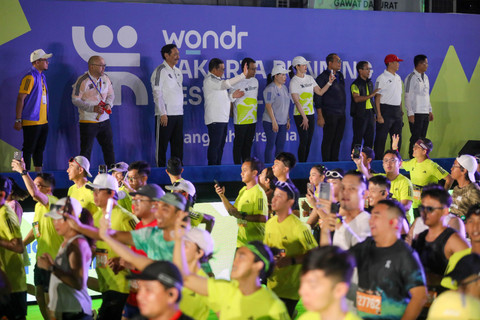 Flag off wondr Jakarta Running Festival (JRF) 2025 di kawasan Gelora Bung Karno Sport Complex, Jakarta pada Sabtu (25/10). Foto: Dok. BNI