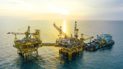 Pengeboran minyak offshore atau lepas pantai milik Pertamina. Foto: Dok. Pertamina