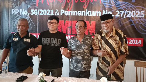 Ari Bias dalam Diskusi 'Pencipta Lagu Menggugat' di kawasan Pasar Minggu, Jakarta Selatan, Sabtu (25/10/2025). Foto: Giovanni/kumparan
