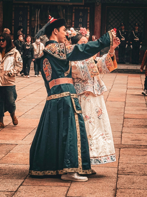 Ilustrasi micro drama China. Foto: Nilu.S/Shutterstock