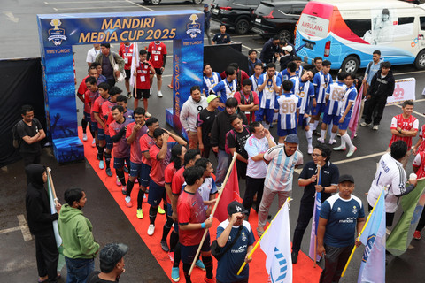 Turnamen mini soccer bertajuk Mandiri Media Cup 2025 resmi dibuka di CIBIS Park, Jakarta Selatan, pada Selasa (28/10/2025). Foto: Dok. PSSI Pers