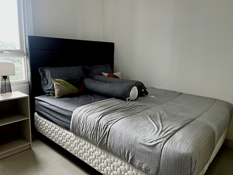 Suasana hunian di Blok C2 Pademangan Wisma Atlet Kemayoran, Jakarta Pusat, Rabu (29/10/2025).  Foto: Widya Islamiati/kumparan