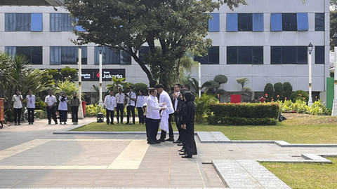 Suasana pelepasan Pasukan Putih di Balai Kota, Gambir, Jakarta Pusat, Rabu (29/10/2025). Foto: Nasywa Athifah/kumparan