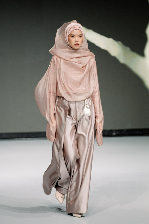 Koleksi JUXTAPOSED oleh Ria Miranda. Foto: Ria Miranda