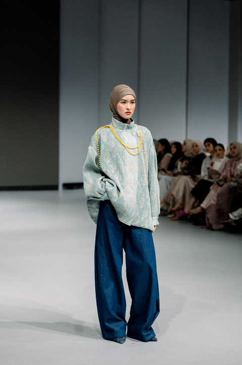 Koleksi JUXTAPOSED oleh Ria Miranda. Foto: Ria Miranda