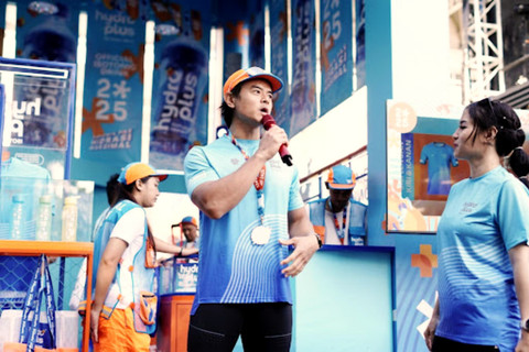 Brand Ambassador HYDROPLUS, Dion Wiyoko, yang turut berpartisipasi dalam ajang lari bergengsi ini. dok: Istimewa