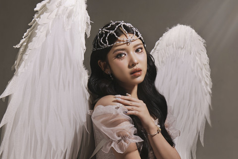 Tiara Andini menggelar pertunjukan istimewa bertajuk Tiara Andini Edelweiss Showcase. Foto: Dok. Istimewa