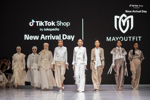 Koleksi busana Mayoutfit di JFW 2026. Foto: Dok. Tokopedia