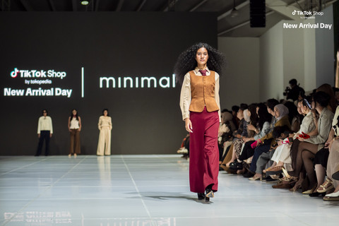 Koleksi busana Minimal di JFW 2026. Foto: Dok. Tokopedia