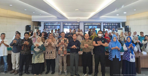 Pemkot Pontianak dan Kanwil Kemenkum Kalbar menggelar Pembinaan Kelompok Keluarga Sadar Hukum (Kadarkum) Kecamatan Pontianak Tenggara. Foto: Dok. Kanwil Kemenkum Kalbar