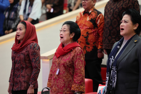 Ketua Umum PDI Perjuangan Megawati Soekarnoputri menghadiri rangkaian puncak peringatan 70 tahun Konferensi Asia-Afrika (KAA) di Blitar, Jawa Tumur pada Sabtu (1/11/2025). Foto: Dok. PDIP