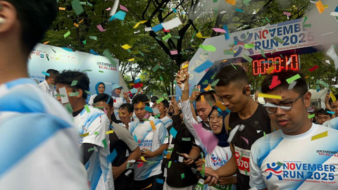 Suasana November Run 2025 oleh Kementerian Sosial sebagai rangkaian peringatan Hari Pahlawan di Taman Mini Indonesia Indah, Jakarta Timur, Minggu (2/11/2025). Foto: Nasywa Athifah/kumparan
