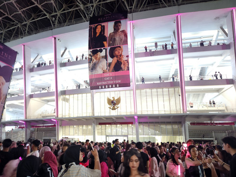Suasana SUGBK setelah konser Blackpink hari pertama selesai. dok: Ela Nurlaela/kumparan
