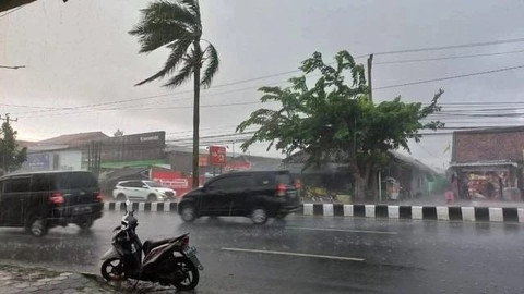Ilustrasi hujan deras di wilayah Lampung. | Foto: Sinta Yuliana/Lampung Geh
