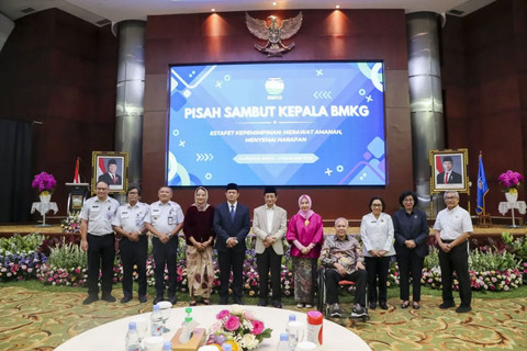 Serah Terima Jabatan (Sertijab) Kepala Badan Meteorologi, Klimatologi, dan Geofisika (BMKG) yang digelar di Auditorium BMKG, Jakarta, Senin (3/11/2025). Foto: Dok. BMKG