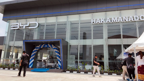 Dealer BYD Haka Manado.