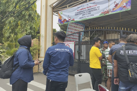 Suasana satu hari setelah ledakan di SMAN 72 Jakarta, Kelapa Gading, Jakarta, Sabtu (8/11/2025) Foto: Luthfi Humam/kumparan