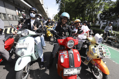 Keseruan kumparan On The Road dari Taman Mataram menuju kantor kumparan, Jakarta Selatan, Minggu (9/11/2025). Foto: Jamal Ramadhan/kumparan