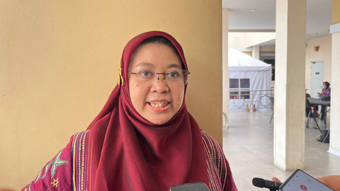Ketua KPAI Margaret Aliyatul Maimunah di RS Islam Cempaka Putih, Jakarta Pusat, Senin (10/11/2025). Foto: Nasywa Athifah/kumparan
