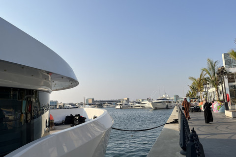 Masjid Al Rahmah, Floating Mosque, Jeddah, Arab Saudi, Sabtu (8/11/2025). Foto: Giovanni/kumparan