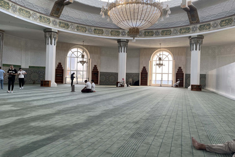 Masjid Al Rahmah, Floating Mosque, Jeddah, Arab Saudi, Sabtu (8/11/2025). Foto: Giovanni/kumparan