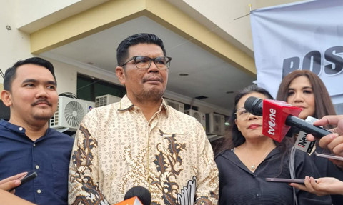 Ketua Umum Komnas Perlindungan Anak, Agustinus Sirait, di RSI Cempaka Putih, Jakarta Pusat, Senin (10/11/2025). Foto: Nasywa Athifah/kumparan