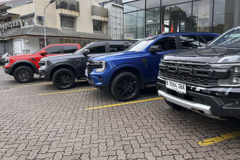 Deretan mobil Ford di perayaan 25 tahun Ford di Indonesia. Foto: Fitra Andrianto/kumparan