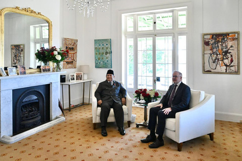 Presiden Republik Indonesia Prabowo Subianto melakukan pertemuan tete a tete dengan Perdana Menteri (PM) Australia Anthony Albanese di Kirribilli House, Sydney, pada Rabu (12/11/2025). Foto: Cahyo - Biro Pers Sekretariat Presiden