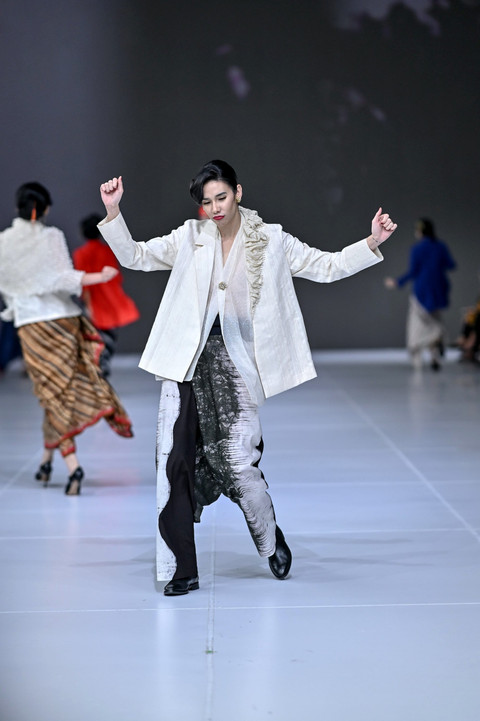 Koleksi BINHouse di Jakarta Fashion Week 2026. Foto: Dok. JFW