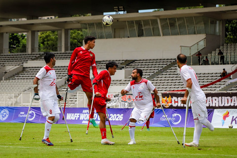 Timnas Amputasi Indonesia melawan Timnas Amputasi Iran di babak kualifikasi Piala Dunia Amputasi 2026 Zona Asia di Stadion Madya, Jakarta, Kamis (13/11/2025). Foto: Iqbal Firdaus/kumparan