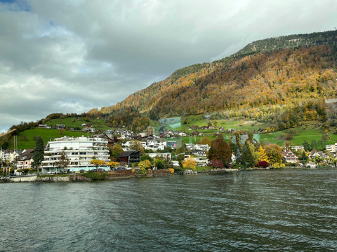 Pemandangan di Kota Lucerne, Swiss. Foto: Adhie Ichsan/kumparan