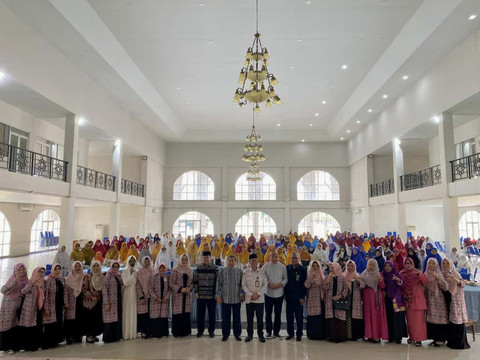 Pembukaan Pesantren Kilat Lansia Akbar secara resmi di Asrama Haji Kota Pontianak. Foto: Dok. Hi!Pontianak