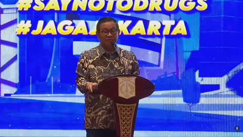 Gubernur DKI Jakarta, Pramono Anung menghadiri acara pengukuhan 1.000 siswa duta Tramtibum (PRABU) 2025 di JIExpo Kemayoran, Jakarta, Kamis (13/11/2025). Foto: YouTube/ Pemprov DKI Jakarta