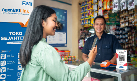 AgenBRILink hadir dalam memperluas akses keuangan hingga pelosok negeri. Foto: Dok. BRI