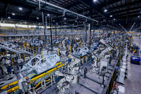 Suasana pabrik VinFast di Vietnam. Foto: Dok. VinFast