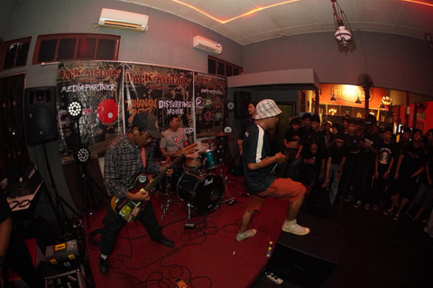 Perpaduan unsur sepakbola dan musik di perayaan HUT ke-7 Pontianak Fans. Foto: Dok. Istimewa