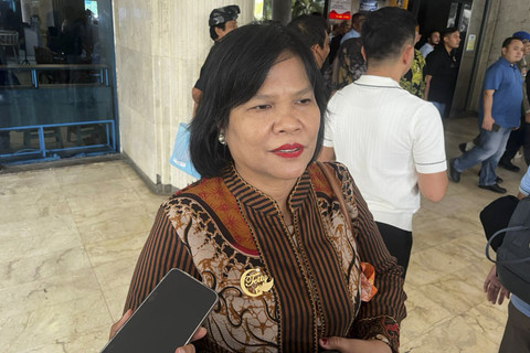 Kepala Sekolah SMA 72 Tetty Helena Tampubolon saat ditemui di Walikota Jakarta Utara, Sabtu (15/11/2025). Foto: Rayyan Farhansyah/kumparan