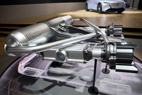 Mazda kembangkan teknologi Mazda Mobile Carbon Capture untuk solusi mobilitas keberlanjutan dan capai target netral karbon. Foto: Mazda