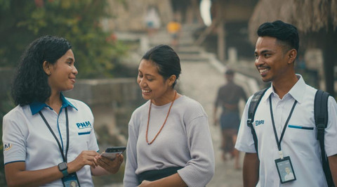 Holding Ultra Mikro (UMi) yang terdiri dari BRI, Pegadaian, dan PNM terus memberikan akses permodalan untuk pelaku usaha. Foto: Dok. BRI