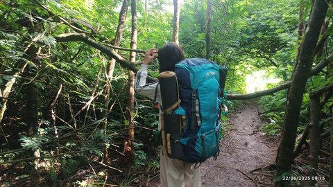 Perjalan menuju Puncak Gunung Haruman/Foto : Dok. Pribadi (Agus Kusdinar)