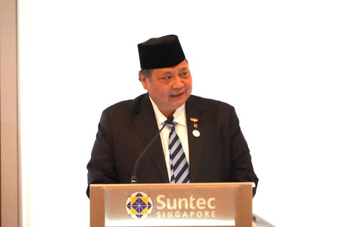 Menko Perekonomian Airlangga Hartarto dalam Forum Investasi Batam, Bintan, dan Karimun.    Foto: Kemenko Perekonomian