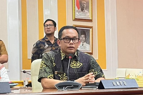 Kepala Pusat Data, Informasi, dan Komunikasi Kebencanaan BNPB Abdul Muhari saat rapat koordinasi di Kantor Kemendagri, Jakarta Pusat, Selasa (18/11/2025). Foto: Nasywa Athifah/kumparan